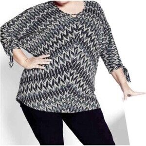 New Avenue Top Analise Chevron Mono Chevron Sz 18 Berry Hue, Stylish Cut-Out
